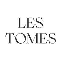Les Tomes Premium Press on Nails